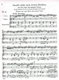 Score 4